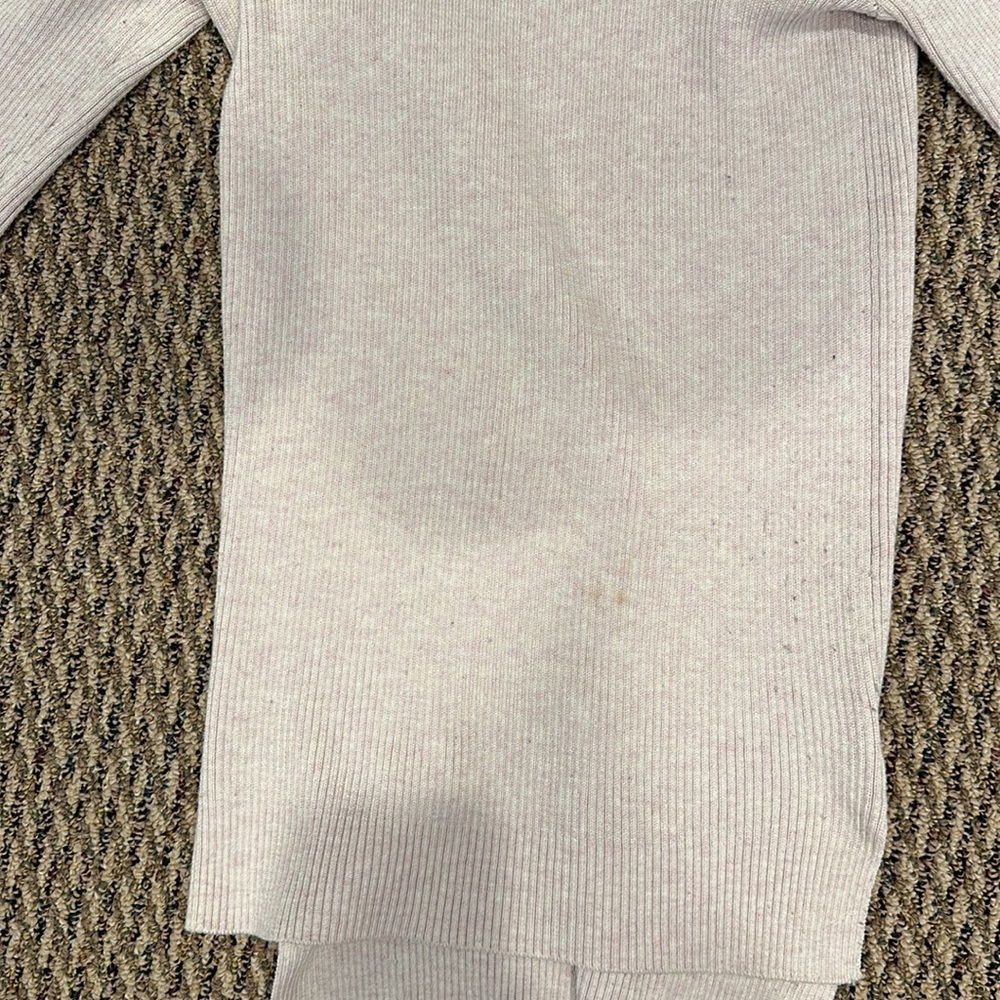 Romeo and Juliet butterfly sleeve sweater - Picture 7 of 8